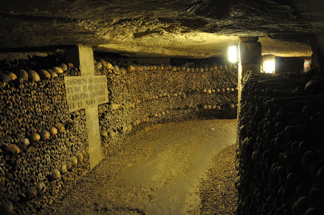 Catacombs Of Paris – The Labyrinth Of No Return – Mystic Sciences